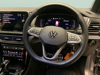 Volkswagen T-cross 1.0 TSI R-Line DSG (115 ps) - HEATED SEATS - NAV - BLUETOOTH