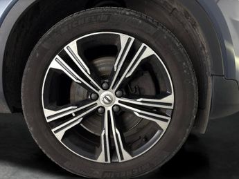 Volvo XC40 1.5h T5 Recharge 10.7kWh Ultimate Bright Plug-in (262 ps) - KEYL