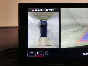 Audi Q5 2.0 TFSIe 50 Sport Plug-in S Tronic quattro 17.9kWh (299 ps) - M