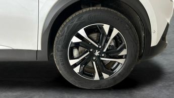 Peugeot E-2008 50kWh GT (7kW Charger) (136 ps) - LANE DEPARTURE  - BLIND SPOT A