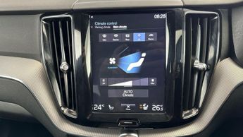 Volvo XC60 2.0 D5 PowerPulse R-Design AWD (235 ps) - BLUETOOTH - PADDLE SHI