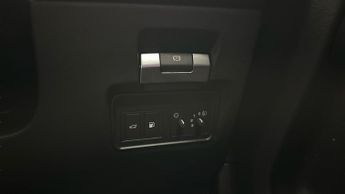 Land Rover Range Rover Evoque 1.5 P300e 12.2kWh S Plug-in 4WD (309 ps) - AUTO HEADLIGHTS - DAB