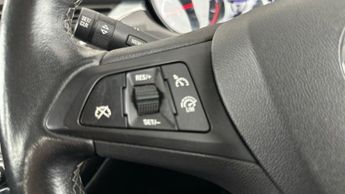 Vauxhall Corsa 1.4i ecoTEC Design Easytronic (90 ps)