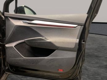 Skoda Enyaq 62kWh 60 (DC120kW) (179 ps) - WIFI - BLUETOOTH - CRUISE