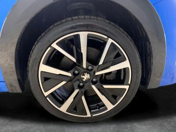 Peugeot E-208 50kWh GT (7.4kW Charger) (136 ps) - BLIND SPOT ASSIST - BLUETOOT