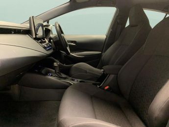 Toyota Corolla 1.8 VVT-h GPF Icon Tech CVT (122 ps) - REVERSE CAM - NAV - HEATE