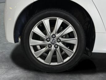 Toyota Yaris 1.5 VVT-h Icon E-CVT (116 ps) - LANE TRACE ASSIST - BLUETOOTH