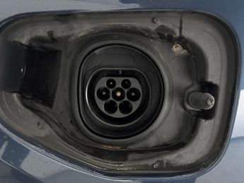 Volvo XC40 1.5h T5 Recharge 10.7kWh Ultimate Bright Plug-in (262 ps) - KEYL