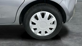 Vauxhall Corsa 1.4i ecoTEC Design Easytronic (90 ps)