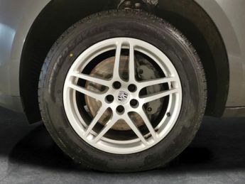 Porsche Macan 3.0T V6 S PDK 4WD (354 ps) - LED - ALCANTARA - NAV
