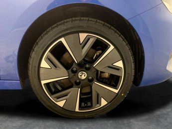 Vauxhall Corsa Electric 50kWh SRi Premium (136 ps) - CRUISE - CLIMATE CONTROL - KEYLESS 