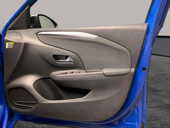 Vauxhall Corsa Electric 50kWh SRi Premium (136 ps) - CRUISE - CLIMATE CONTROL - KEYLESS 