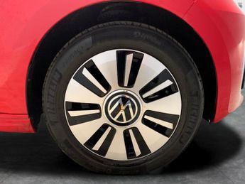 Volkswagen E-up! 36.8kWh e-up! (82 ps) - PRIVACY GLASS - USB AUDIO