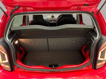 Volkswagen E-up! 36.8kWh e-up! (82 ps) - PRIVACY GLASS - USB AUDIO