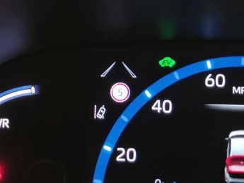 Toyota Yaris Cross 1.5 VVT-h Dynamic E-CVT AWD (116 ps) - REVERSE CAM - NAV