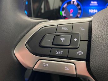 Volkswagen Golf 1.4 TSI 13kWh Style Plug-in DSG (204 ps) - ADAPT CRUISE - NAV