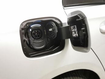 Mercedes-Benz A Class 1.3 A250e 15.6kWh AMG Line Edition Plug-in 8G-DCT (218 ps) - HEA