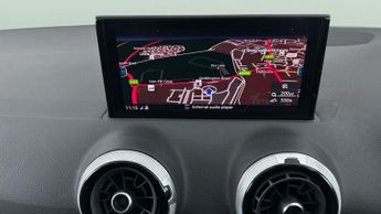 Audi Q2 1.5 TFSI CoD 35 Black Edition S Tronic (150 ps) - PADDLE SHIFT