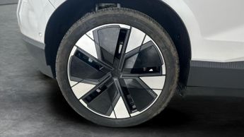 Volvo Ex30 Single Motor Extended Range 69kWh Ultra (272 ps) - PARK ASSIST -