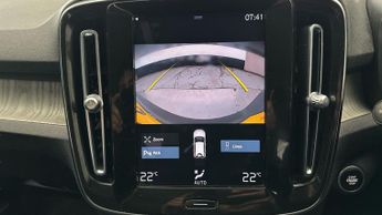 Volvo XC40 2.0 B4 MHEV Inscription (197 ps) - LANE DEPARTURE  - BLUETOOTH