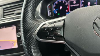 Volkswagen Tiguan 1.5 TSI R-Line DSG (150 ps) - CLIMATE CONTROL - SD CARD MEDIA IN