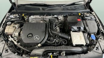 Mercedes-Benz CLA 1.3 CLA180 AMG Line (Premium Plus 2) Coupe 7G-DCT (136 ps) - DRI