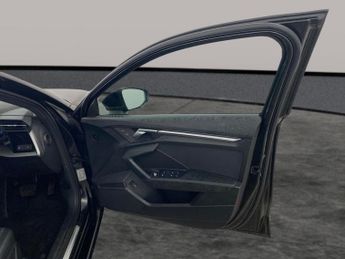 Audi A3 1.4 TFSIe 40 Sport Sportback Plug-in S Tronic 13kWh (204 ps) - L