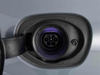 Volvo XC60 2.0h T6 Recharge 18.8kWh Core Plug-in AWD (350 ps) - CARPLAY - P