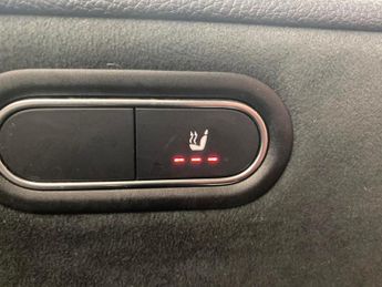 Mercedes-Benz A Class 1.5 A180d AMG Line 7G-DCT (116 ps) - HEATED LEATHER - COMFORT PA