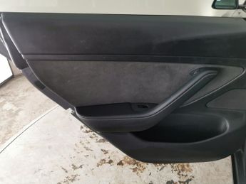 Tesla Model 3 Standard Range Plus RWD (241 bhp) - PARK ASSIST - LED - REVERSE 