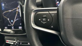 Volvo XC40 2.0 T4 Inscription AWD (190 ps) - BLUETOOTH - CLIMATE CONTROL - 