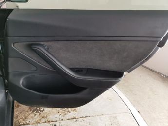 Tesla Model 3 Standard Range Plus RWD (241 bhp) - PARK ASSIST - LED - REVERSE 