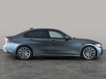 BMW 3 Series 2.0 320i M Sport (184 ps) - ACTIVE LANE ASSIST - PARK ASSIST - L