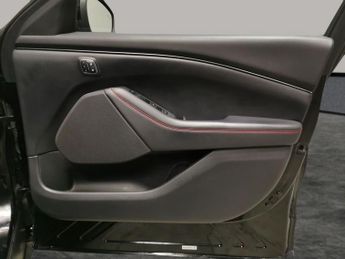 Ford Mustang Mach-e Standard Range 70kWh Automatic AWD (269 ps) - REVERSE CAM - HEAT