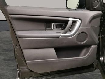 Land Rover Discovery Sport 2.0 TD4 HSE 4WD (180 ps) - HEATED SEATS - NAV - LANE DEPARTURE