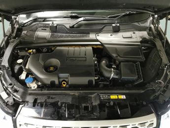 Land Rover Discovery Sport 2.0 TD4 HSE 4WD (180 ps) - HEATED SEATS - NAV - LANE DEPARTURE