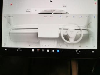 Tesla Model Y SUV RWD (346 ps) - REVERSE CAM - NAV - LEATHER