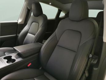 Tesla Model Y SUV RWD (346 ps) - REVERSE CAM - NAV - LEATHER