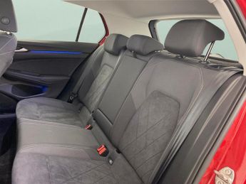 Volkswagen Golf 1.4 TSI 13kWh Style Plug-in DSG (204 ps) - ADAPT CRUISE - NAV