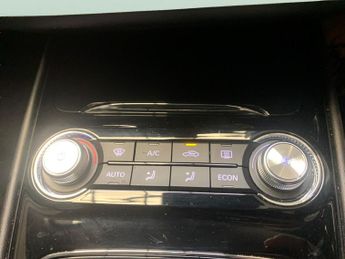 MG Mg5 61.1kWh Exclusive Long Range (156 ps) - NAV - LANE DEPARTURE  - 