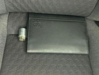 Toyota Yaris 1.5 VVT-h Icon E-CVT (116 ps) - BLUETOOTH - AIR CON - AUTO HEADL