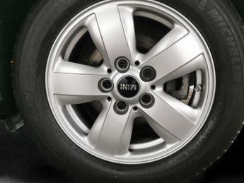 Mini Hatch 1.5 Cooper Classic Steptronic (136 ps) - LED - BLUETOOTH - AIR C