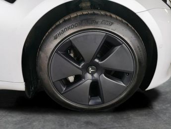 Tesla Model 3 (Dual Motor) Long Range 4WDE (346 ps) - PARK ASSIST - LED - REVE