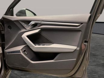 Audi A3 1.4 TFSIe 40 S line Sportback Plug-in S Tronic 13kWh (204 ps) - 