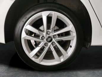 Audi A3 1.4 TFSIe 40 Sport Sportback Plug-in S Tronic 13kWh (204 ps) - L