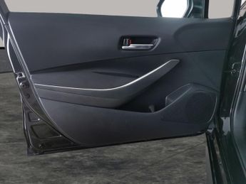 Toyota Corolla 1.8 VVT-h GPF Icon Tech CVT (122 ps) - REVERSE CAM - NAV - HEATE