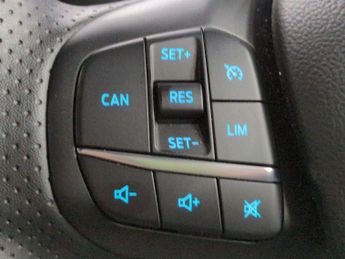 Ford Focus 1.0T EcoBoost MHEV ST-Line X DCT (155 ps) - HEATED LEATHER