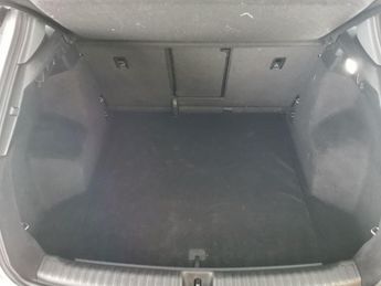 Audi Q4 E-tron 40 Sport 82kWh (204 ps) - LED - REVERSE CAM - HEATED LEATHER