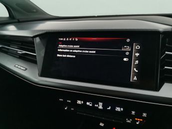 Audi Q4 E-tron 40 Sport 82kWh (204 ps) - LED - REVERSE CAM - HEATED LEATHER