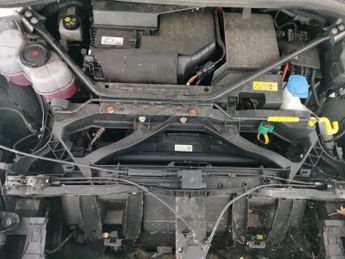 Audi Q4 E-tron 40 Sport 82kWh (204 ps) - LED - REVERSE CAM - HEATED LEATHER